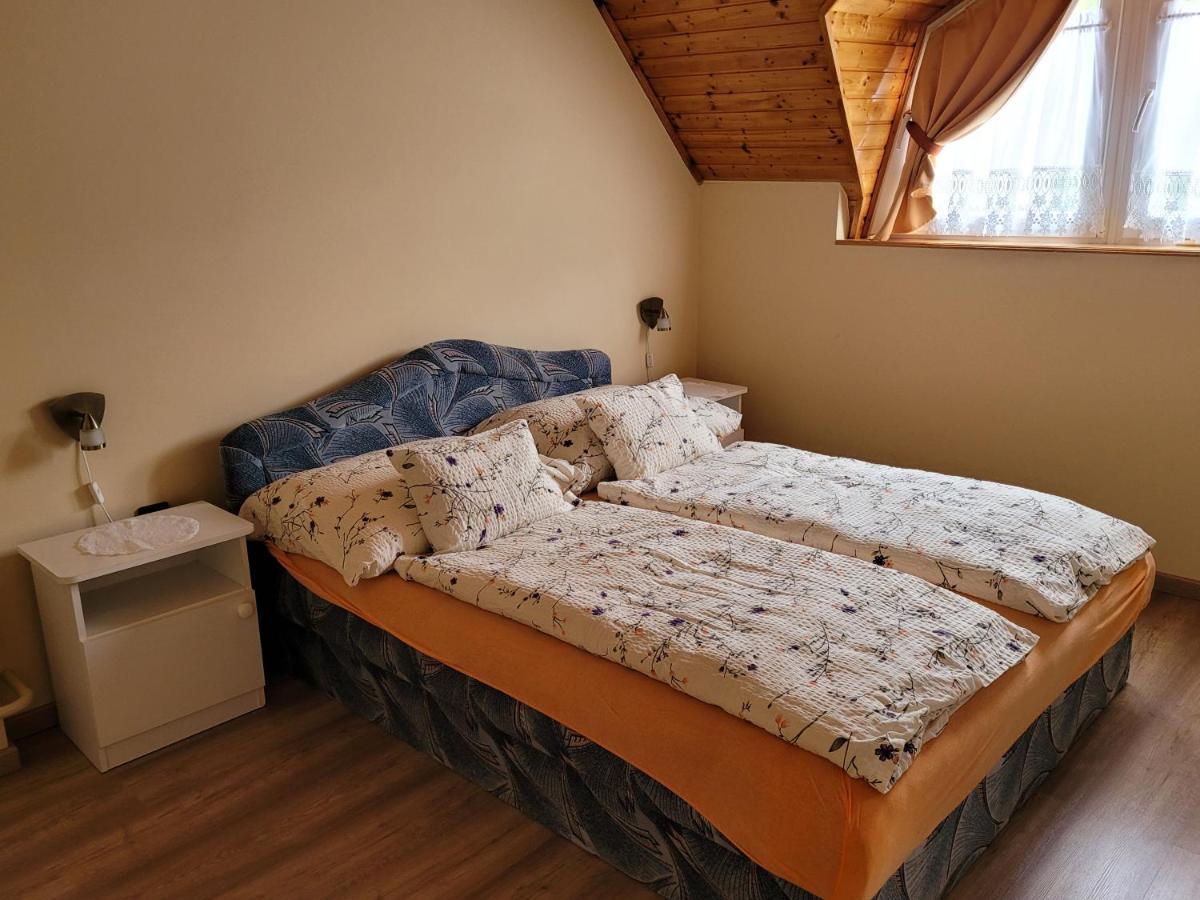 Appartement Henrietta Apartmanhaz à Zalakaros Extérieur photo