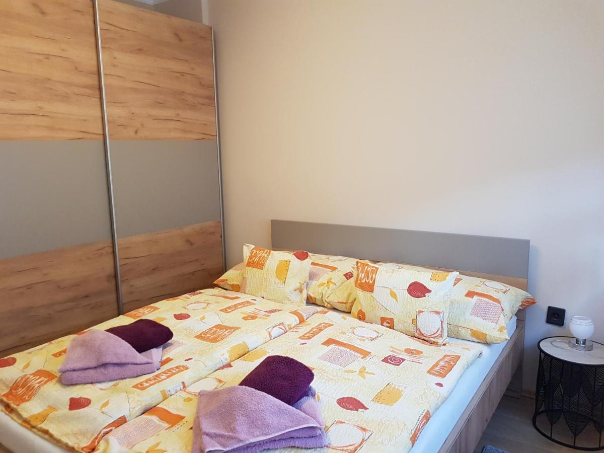 Appartement Henrietta Apartmanhaz à Zalakaros Extérieur photo